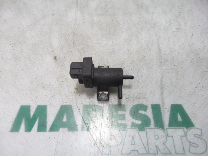 Begagnade Sensor (övriga) Renault Megane III Grandtour (KZ) 1.5 dCi 110 Pris € 25,00 Marginaltabell erbjuds av Maresia Parts