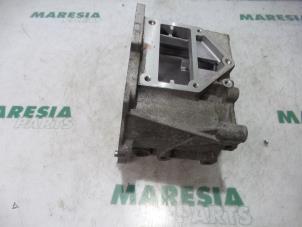 Usagé Cache boite de vitesses Fiat Punto Prix € 40,00 Règlement à la marge proposé par Maresia Parts
