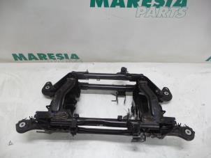 Used Rear support beam Peugeot 3008 I (0U/HU) 2.0 HYbrid4 16V Price € 498,75 Margin scheme offered by Maresia Parts