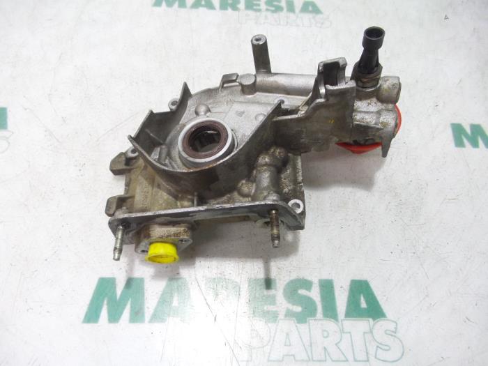 Gebrauchte Ölpumpe Fiat Idea (350AX) 1.4 16V Preis € 75,00 Margenregelung angeboten von Maresia Parts