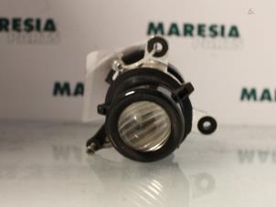 Gebrauchte Nebelscheinwerfer links vorne Lancia Ypsilon (312) 0.9 TwinAir 85 Preis € 25,00 Margenregelung angeboten von Maresia Parts