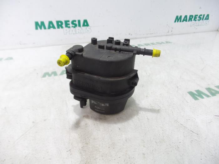 Fuel filter housing from a Peugeot 307 (3A/C/D) 1.4 HDi 2002