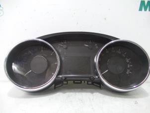 Gebrauchte Instrumentenbrett Peugeot 3008 I (0U/HU) 1.6 HDiF 16V Preis € 131,25 Margenregelung angeboten von Maresia Parts