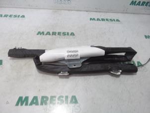 Used Roof curtain airbag, right Peugeot 3008 I (0U/HU) 1.6 HDiF 16V Price € 50,00 Margin scheme offered by Maresia Parts