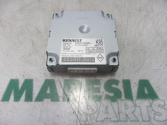 Camera module from a Renault Megane III Grandtour (KZ) 1.5 dCi 110 2012