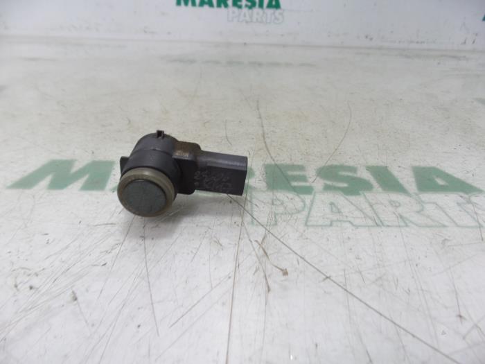 Usados Sensor PDC Peugeot 607 (9D/U) 2.7 HDi V6 24V Precio € 25,00 Norma de margen ofrecido por Maresia Parts