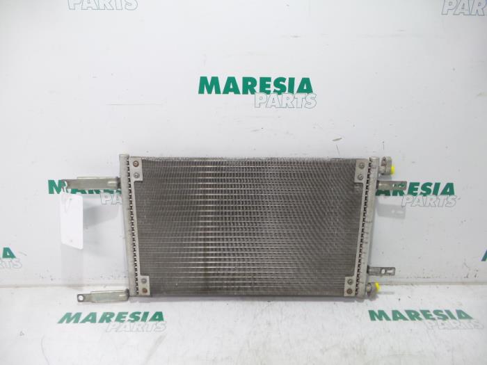Usagé Condenseur de climatisation Fiat Doblo (223A/119) 1.6 16V Prix € 40,00 Règlement à la marge proposé par Maresia Parts