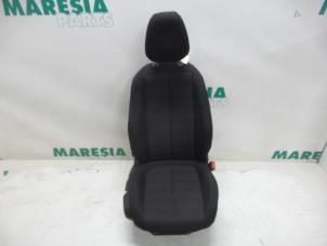 Used Seat, right Peugeot 308 (L3/L8/LB/LH/LP) 1.2 12V VTi PureTech 82 Price € 131,25 Margin scheme offered by Maresia Parts