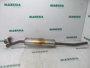 Used Exhaust middle silencer Peugeot 308 (L3/L8/LB/LH/LP) 1.2 12V VTi PureTech 82 Price € 183,75 Margin scheme offered by Maresia Parts
