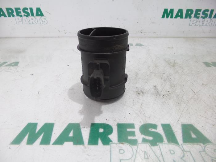 Begagnade Luftflödesmätare Fiat Doblo (263) 1.3 D Multijet Euro 4 Pris € 25,00 Marginaltabell erbjuds av Maresia Parts