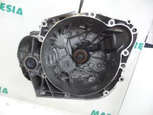 Overhauled Gearbox Peugeot 3008 I (0U/HU) 2.0 HYbrid4 16V Price € 953,48 Inclusive VAT offered by Maresia Parts