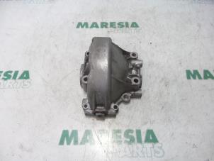 Used Gearbox casing Citroen C4 Grand Picasso (UA) 1.8 16V Price € 35,00 Margin scheme offered by Maresia Parts