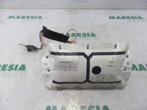 Used Right airbag (dashboard) Peugeot 207 SW (WE/WU) 1.6 HDi 16V Price € 35,00 Margin scheme offered by Maresia Parts