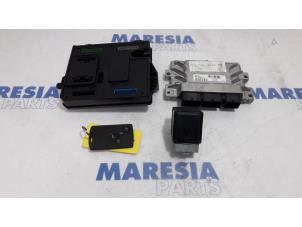 Used Engine management computer Renault Trafic New (FL) 1.9 dCi 82 16V Price € 262,50 Margin scheme offered by Maresia Parts