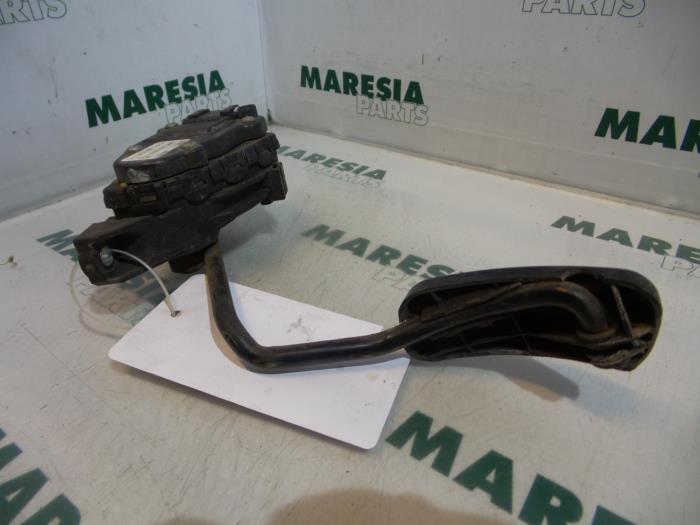 Gebrauchte Gaspedalposition Sensor Renault Trafic New (FL) 1.9 dCi 82 16V Preis € 35,00 Margenregelung angeboten von Maresia Parts