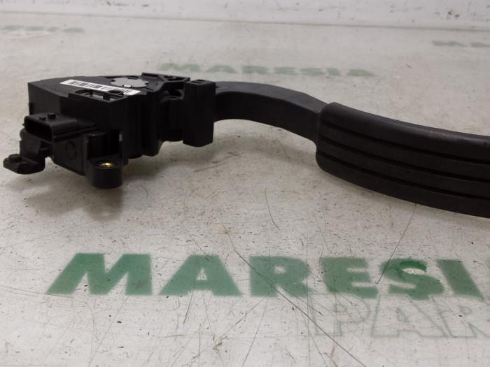 Begagnade Gaspedalsensor Dacia Dokker Express (8S) 1.5 dCi 75 Pris € 60,50 Inklusive moms erbjuds av Maresia Parts