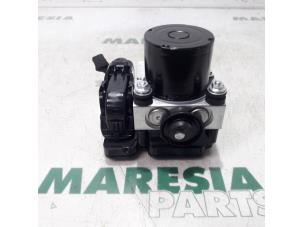 Used ABS pump Fiat 500 (312) 0.9 TwinAir 80 Price € 254,10 Inclusive VAT offered by Maresia Parts