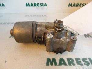 Used Front wiper motor Alfa Romeo 147 (937) 1.9 JTDM Price € 35,00 Margin scheme offered by Maresia Parts