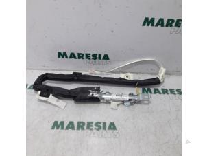 Used Roof curtain airbag, right Fiat 500 (312) 0.9 TwinAir 85 Price € 50,00 Margin scheme offered by Maresia Parts