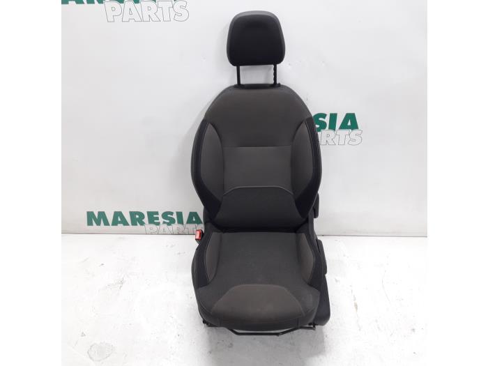 Seat, left from a Citroën C3 (SC) 1.4 HDi 2013