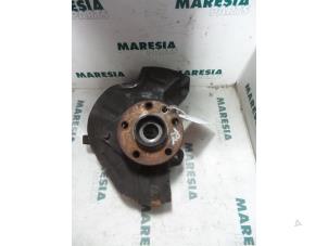 Used Knuckle, front right Peugeot 807 2.0 16V Price € 75,00 Margin scheme offered by Maresia Parts