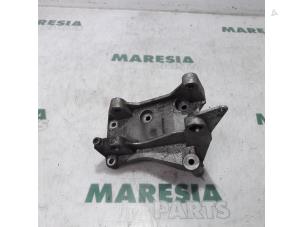 Used Support (miscellaneous) Peugeot 307 SW (3H) 2.0 HDi 110 FAP Price € 20,00 Margin scheme offered by Maresia Parts