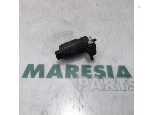 Gebrauchte Scheibensprüherpumpe vorne Fiat Bravo (198A) 1.4 16V Preis € 15,00 Margenregelung angeboten von Maresia Parts