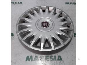 Gebrauchte Radkappe Fiat Bravo (198A) 1.4 16V Preis € 15,00 Margenregelung angeboten von Maresia Parts