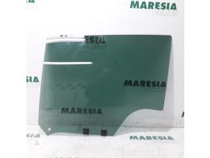 Used Rear door window 4-door, left Renault Clio IV (5R) 0.9 Energy TCE 90 12V Price € 45,00 Margin scheme offered by Maresia Parts