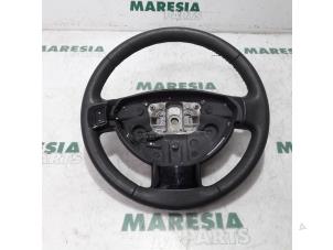 Używane Kierownica Dacia Lodgy (JS) 1.2 TCE 16V Cena € 75,00 Procedura marży oferowane przez Maresia Parts