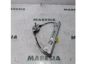Used Rear door window mechanism 4-door, left Fiat Panda (169) 1.2 Fire Price € 25,00 Margin scheme offered by Maresia Parts