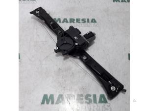 Used Window mechanism 2-door, front right Peugeot Bipper (AA) 1.4 HDi Price € 60,50 Inclusive VAT offered by Maresia Parts