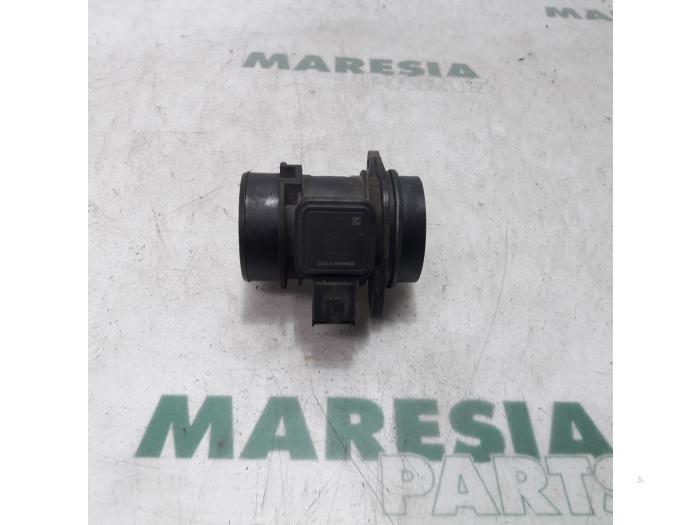 Airflow meter from a Peugeot Bipper (AA) 1.4 HDi 2008