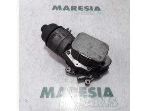 Usagé Support filtre à huile Citroen C3 Picasso (SH) 1.6 HDi 16V 90 Prix € 60,00 Règlement à la marge proposé par Maresia Parts