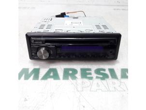 Usados Reproductor de radio y CD (varios) Citroen C3 Picasso (SH) 1.4 16V VTI 95 Precio € 25,00 Norma de margen ofrecido por Maresia Parts