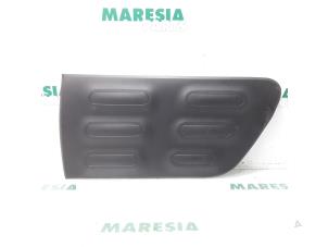Used Door strip Citroen C4 Cactus (0B/0P) 1.6 Blue Hdi 100 Price € 50,00 Margin scheme offered by Maresia Parts