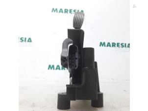 Gaspedalposition Sensor van een Fiat Stilo (192A/B) 1.4 16V 2007