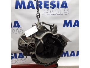 Używane Skrzynia biegów Alfa Romeo MiTo (955) 1.3 JTDm 16V Cena € 525,00 Procedura marży oferowane przez Maresia Parts