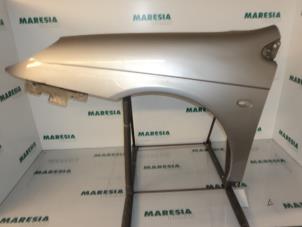 Used Front wing, left Citroen C5 I Berline (DC) 2.0 HDi 110 Price € 50,00 Margin scheme offered by Maresia Parts