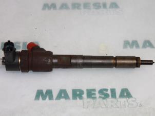 Used Injector (diesel) Fiat Doblo Cargo (223) 1.3 D 16V Multijet Price € 127,05 Inclusive VAT offered by Maresia Parts