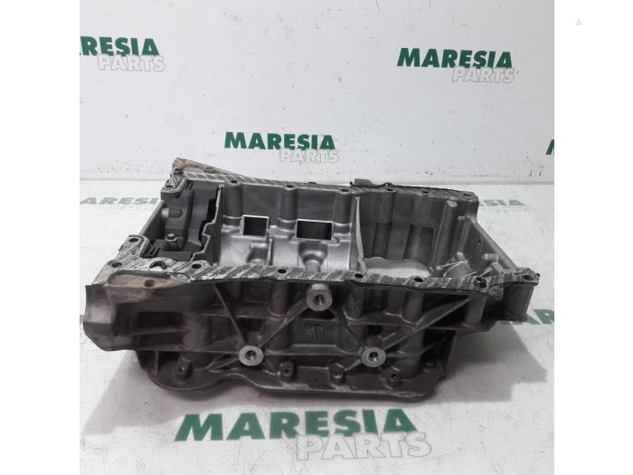 Gebrauchte Ölwanne Renault Espace (JK) 2.0 dCi 16V 150 FAP Preis € 105,00 Margenregelung angeboten von Maresia Parts