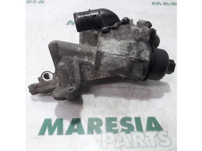 Gebrauchte Ölfilterhalter Renault Espace (JK) 2.0 dCi 16V 150 FAP Preis € 65,00 Margenregelung angeboten von Maresia Parts