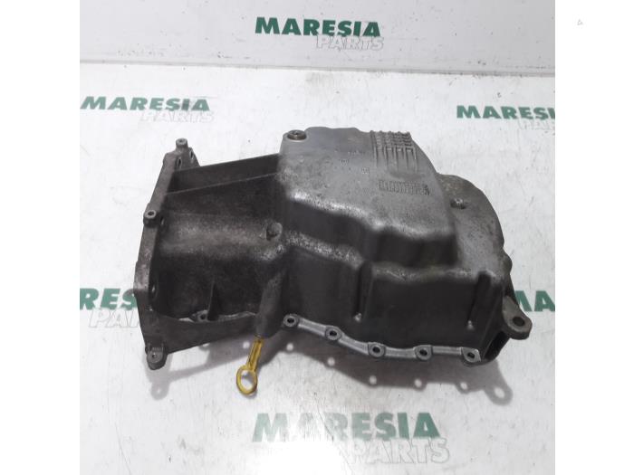 Gebrauchte Ölwanne Renault Clio II (BB/CB) 1.4 16V Preis € 40,00 Margenregelung angeboten von Maresia Parts