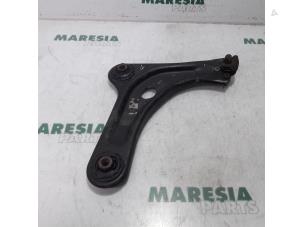 Used Front lower wishbone, right Citroen C3 Pluriel (HB) 1.4 Price € 25,00 Margin scheme offered by Maresia Parts