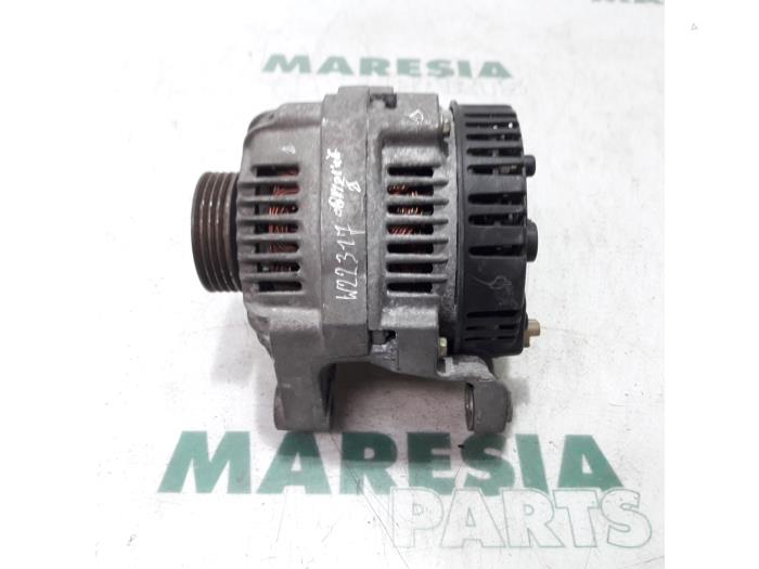 Begagnade Dynamo Renault Twingo (C06) 1.2 Pris € 50,00 Marginaltabell erbjuds av Maresia Parts