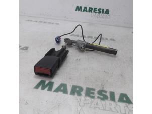 Usados Tensor de cinturón de seguridad derecha Citroen C3 Pluriel (HB) 1.6 16V Precio € 30,00 Norma de margen ofrecido por Maresia Parts