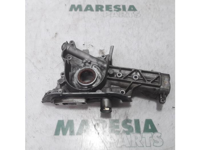 Gebrauchte Ölpumpe Fiat Punto II (188) 1.9 JTD 80 ELX Preis € 75,00 Margenregelung angeboten von Maresia Parts