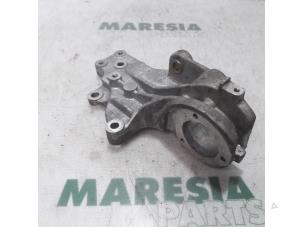 Używane Wspornik (rózne) Fiat Punto II (188) 1.9 JTD 80 ELX Cena € 20,00 Procedura marży oferowane przez Maresia Parts