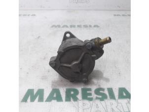 Used Vacuum pump (diesel) Fiat Punto II (188) 1.9 JTD 80 ELX Price € 35,00 Margin scheme offered by Maresia Parts