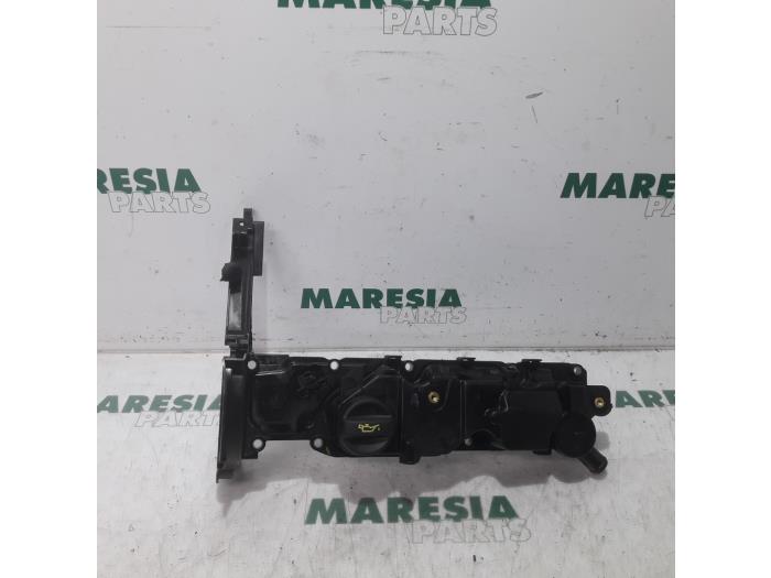 Gebrauchte Ventildeckel Peugeot 3008 I (0U/HU) 1.6 HDiF 16V Preis € 24,95 Margenregelung angeboten von Maresia Parts
